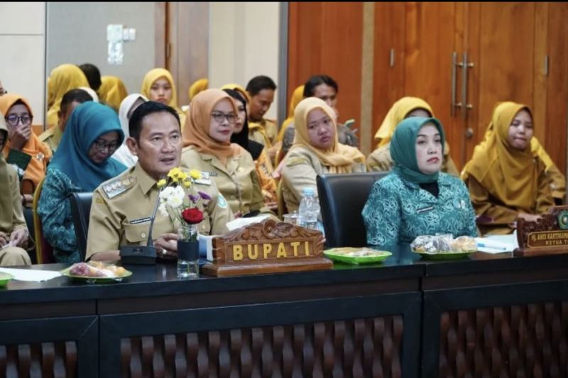 Program Cepak Mengedukasi 5.637 Siswa SMP Lamongan soal Bahaya Kawin Dini