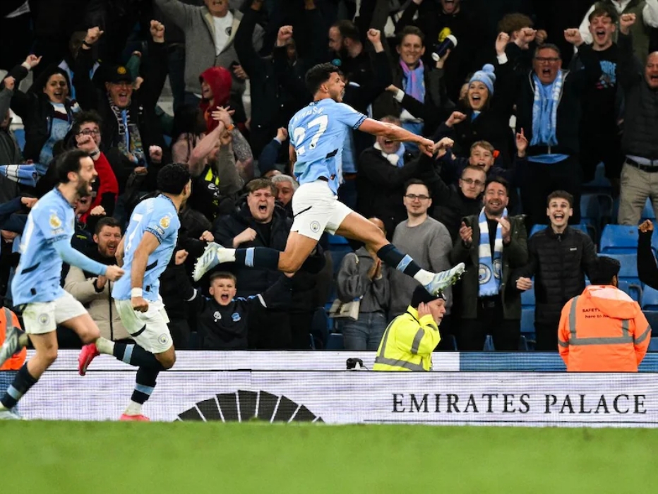 Gol Telat Nunes Bawa Man City Menang 2-1 atas Villa