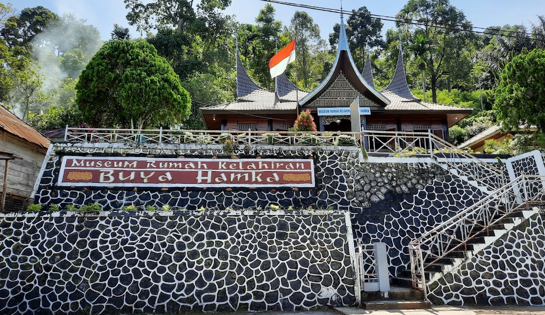 Agam; 6 Tempat Wisata Menarik di Kabupaten Agam, Sumatera Barat