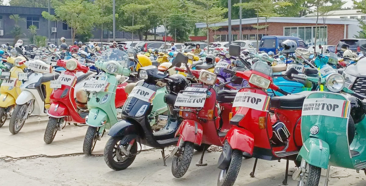 Budaya Saling Klakson Pengguna Vespa yang Mulai Terkikis Zaman