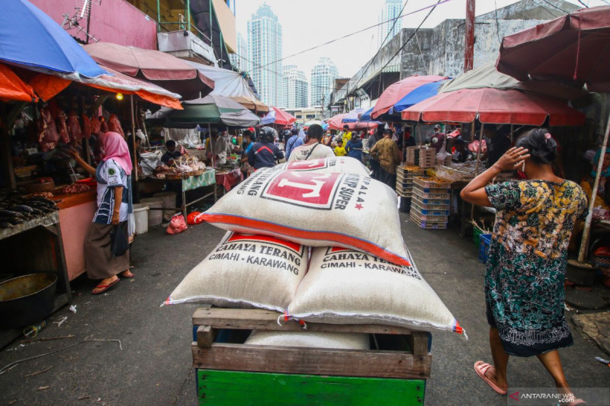 Ekonom UMI Makassar Wanti-Wanti Dampak Lebaran 2025 terhadap Konsumsi Masyarakat