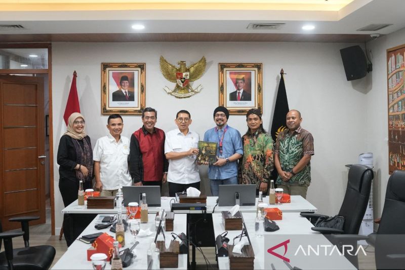 Fadli Zon: Pendokumentasian Tari Tradisional dalam Bentuk Buku Jadi Sumber Referensi