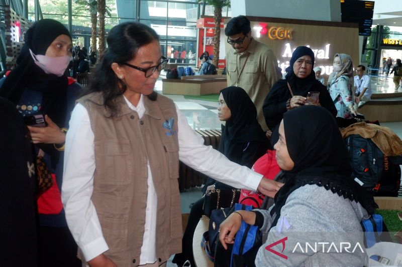 KemenP2MI Memfasilitasi Kepulangan 124 PMI dari Arab Saudi