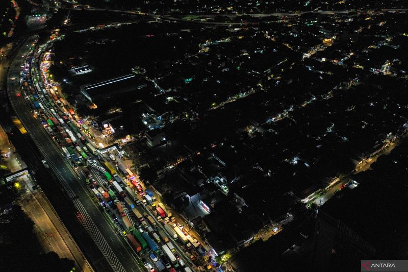 Macet Parah, Pelindo Batasi Jumlah Kontainer di Pelabuhan Tanjung Priok 