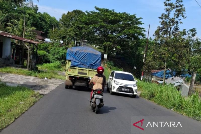 Perlu Aturan Waktu, Truk Batu Bara Lintasi Rejang Lebong Dikeluhkan Warga