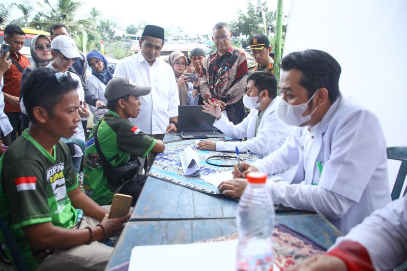 Ribuan Pengemudi Angkutan di Jawa Tengah Lakukan Cek Kesehatan Gratis