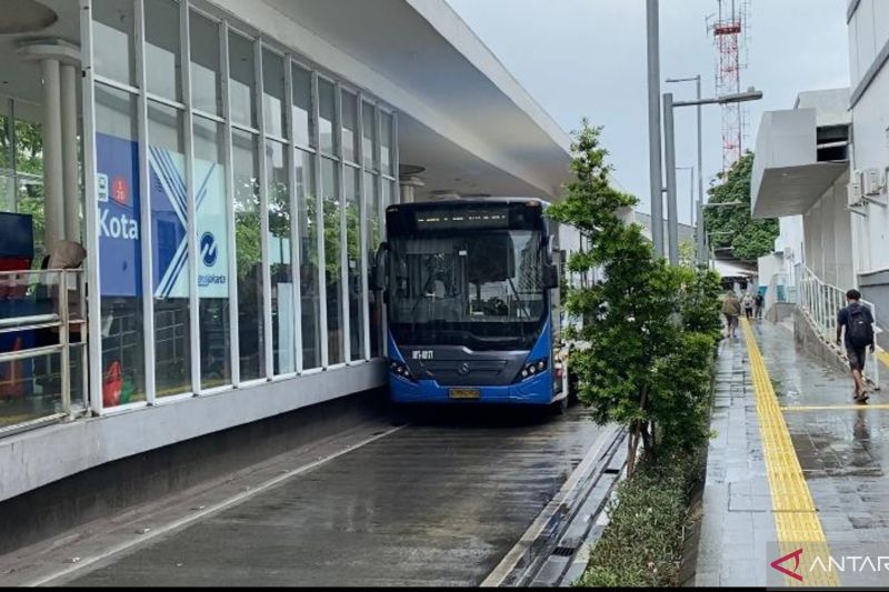 Transjakarta, LRT, dan MRT sediakan pintu khusus bagi perempuan