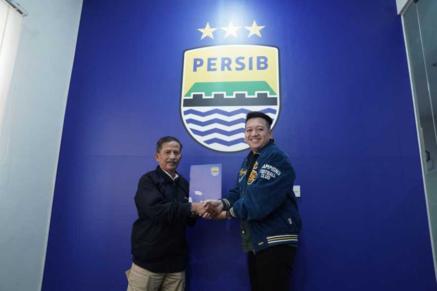 Persib Bandung Tunjuk Djadjang Nurjaman Sebagai Direktur Teknik
