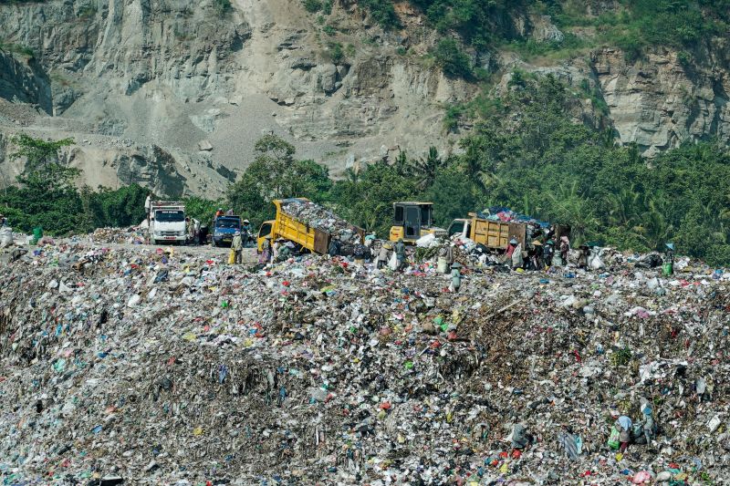 Keren! Pemprov NTB Manfaatkan Sampah Jadi Energi Terbarukan