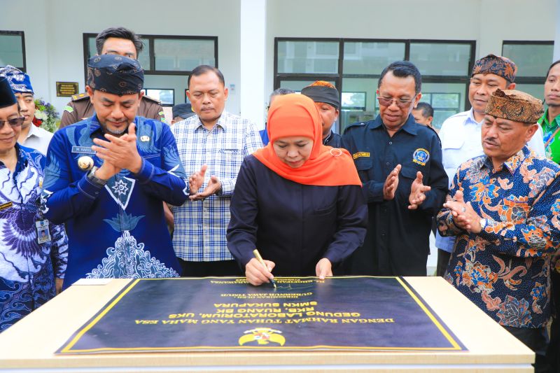 Dukung Wisata Bromo, Gubernur Jatim Resmikan Gedung SMK Negeri Sukapura