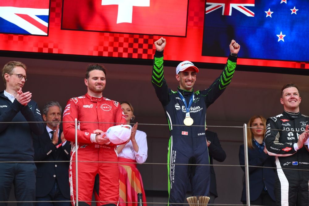 Ketangguhan Rowland dan Kebangkitan Buemi di Formula E Monako 2025