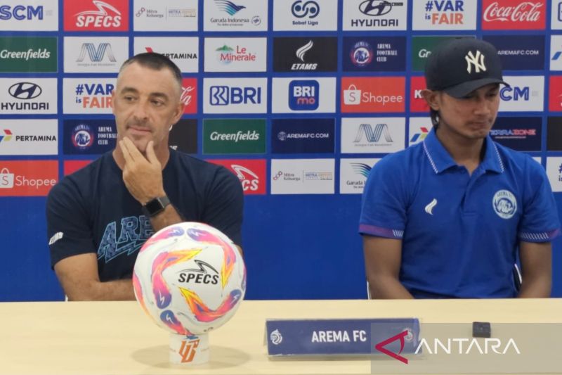 Hadapi Persik Kediri, Ze Gomes Minta Aremania Penuhi Stadion Kanjuruhan 