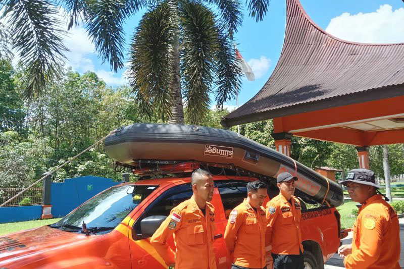 Tim SAR Pasaman lakukan pencarian warga yang diterkam buaya