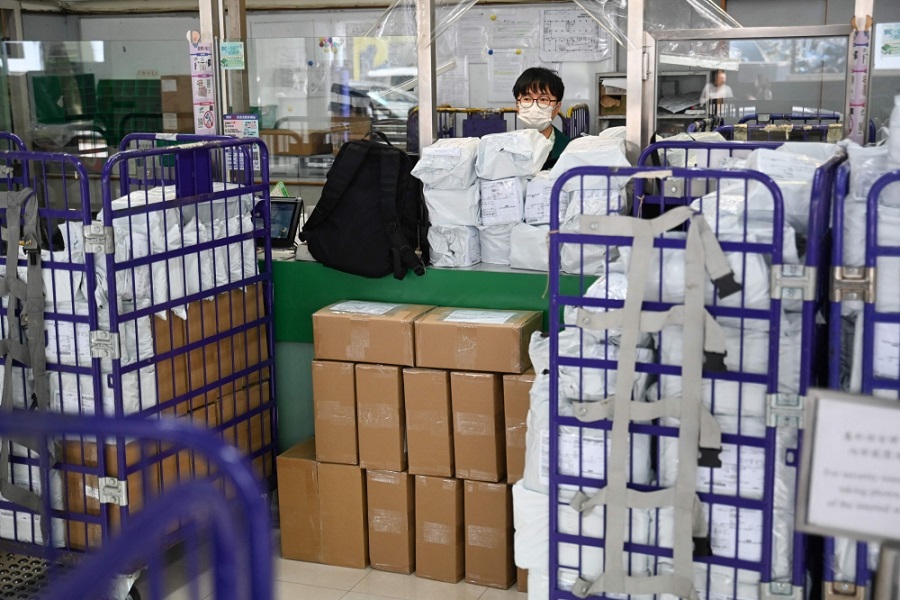 AS akan Pangkas Tarif atas Pengiriman dari Tiongkok menjadi 54% dari 120%