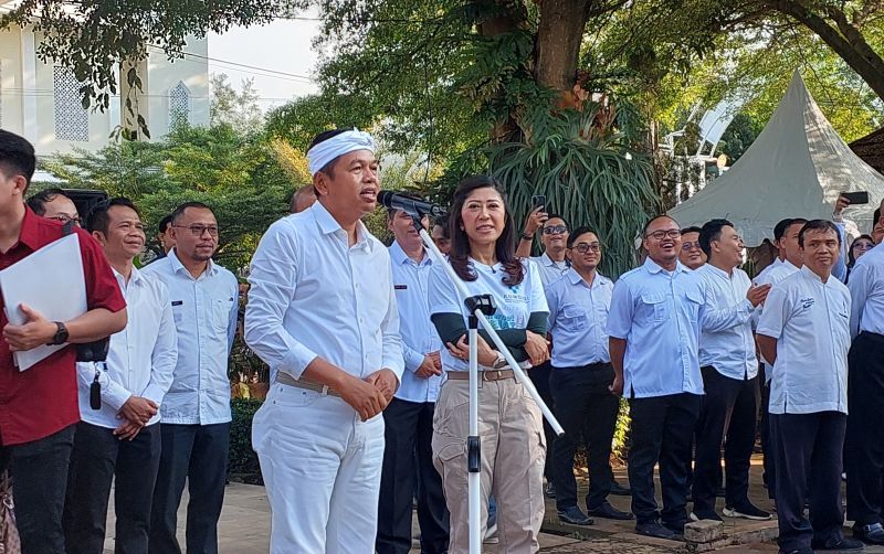 Dedi Mulyadi Larang Wisuda dari PAUD hingga SMA Agar Masyarakat Jabar Tak Terjerat Pinjol