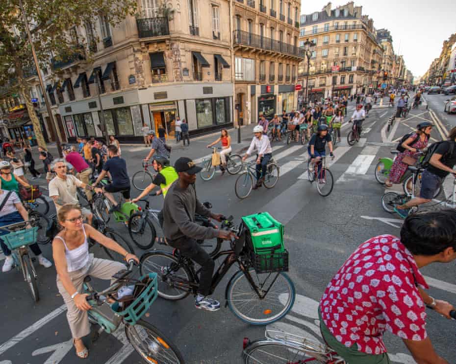 Paris Duduki Peringkat Pertama Kota Ramah Sepeda untuk Anak-anak di Eropa