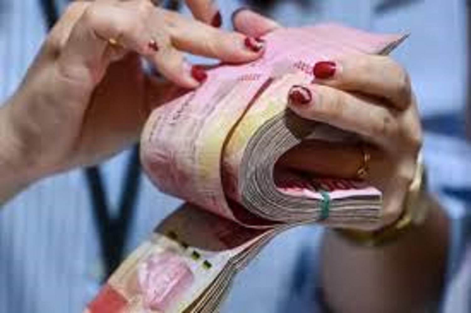 Wah Mabyurrr…Atlet Kalsel Diguyur Rp62 Miliar