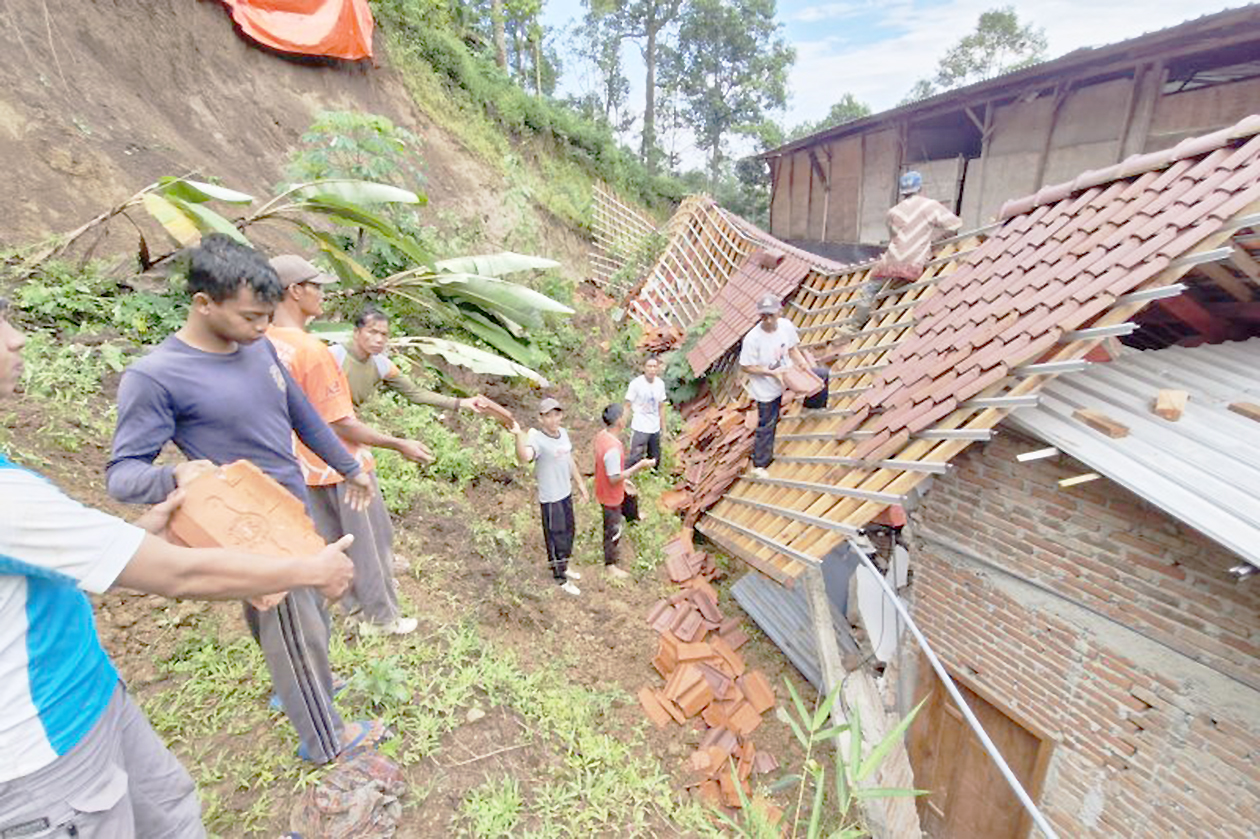 Ini Dampak Longsor di Ngebel Ponorogo