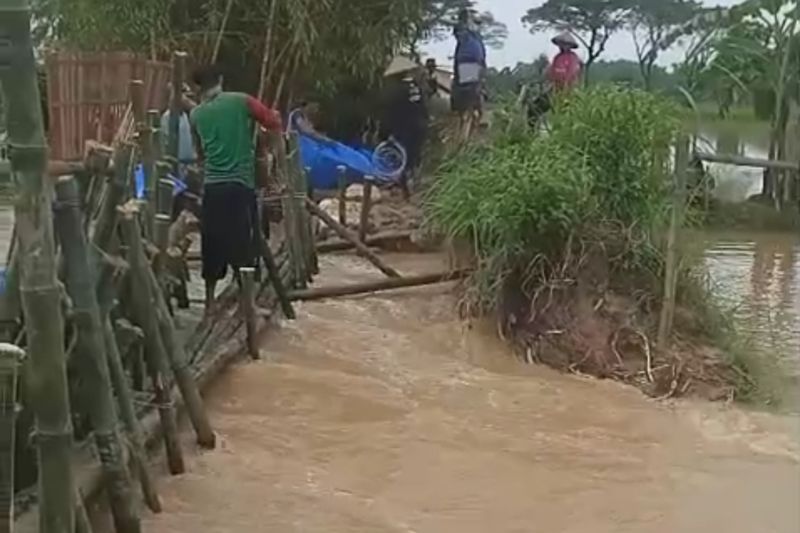 Tanggul Sungai Jebol, 3 Desa di Pati Terendam Banjir