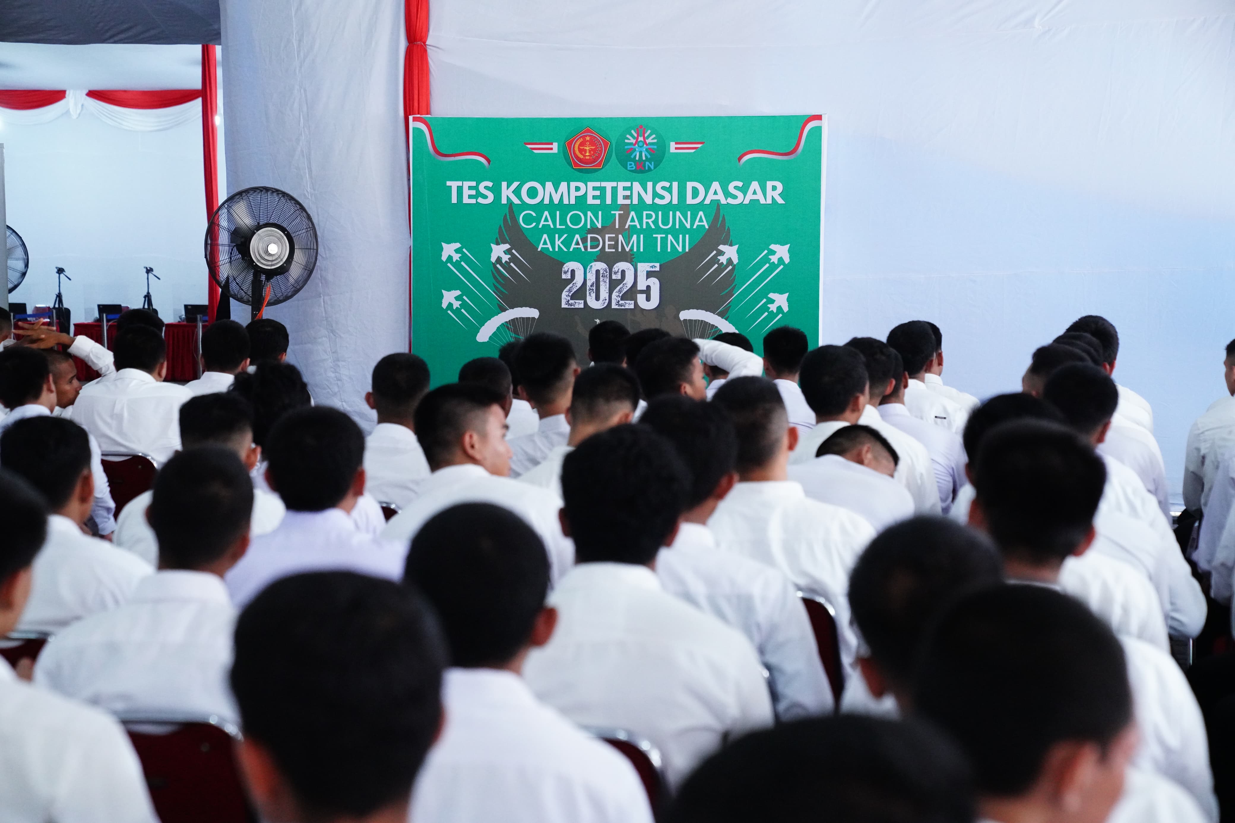 Seleksi Taruna Era Digital : Aspers Panglima TNI Pastikan Transparansi Melalui Metode CAT