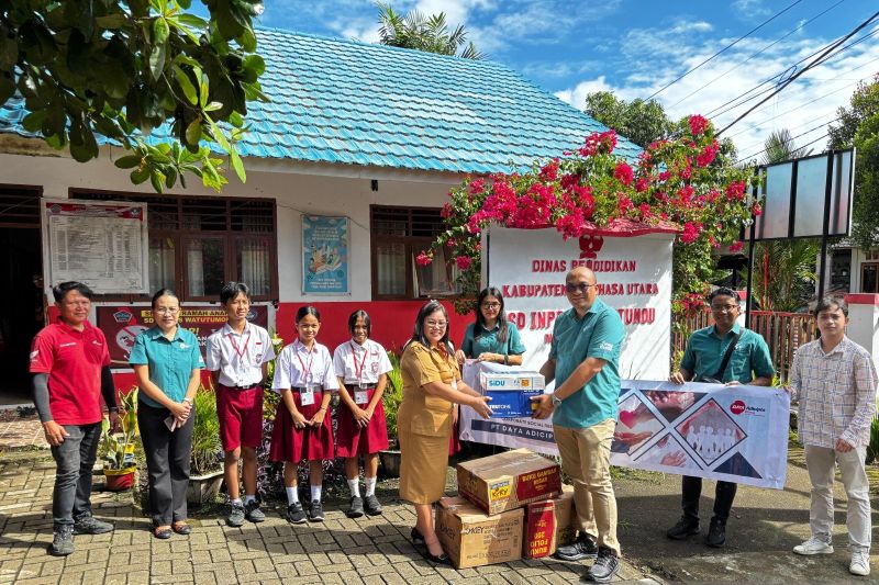 DAW Memberikan Bantuan untuk Meningkatkan Kualitas Pendidikan di Sulut