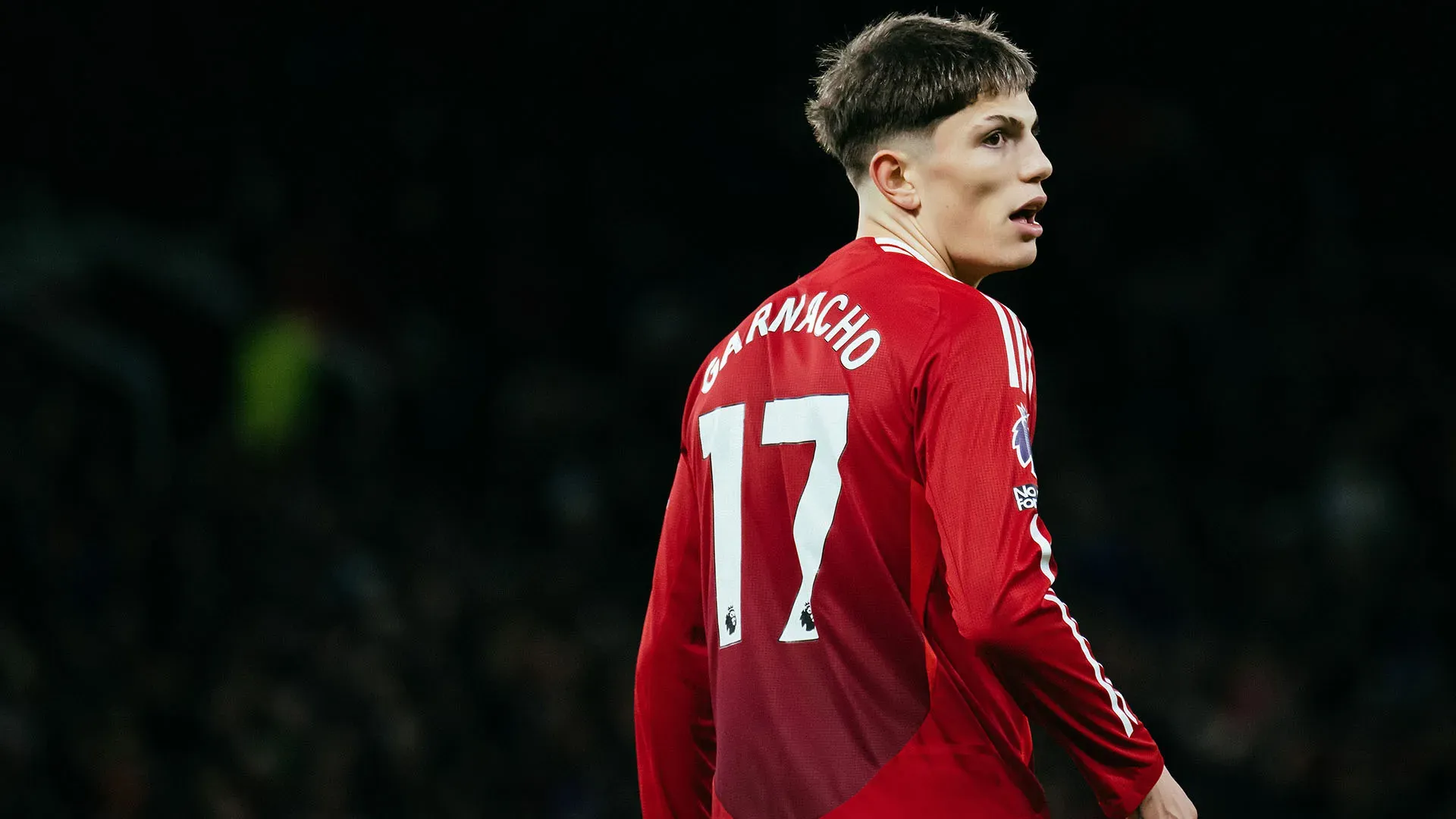 Garnacho Galau Soal Masa Depan Usai Dicadangkan di Final Liga Europa