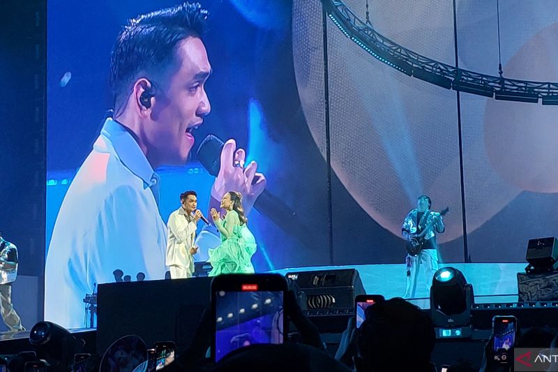 Penampilan Kejutan di Konser Rossa: Dari Afgan hingga Ivan Gunawan Bikin Heboh!