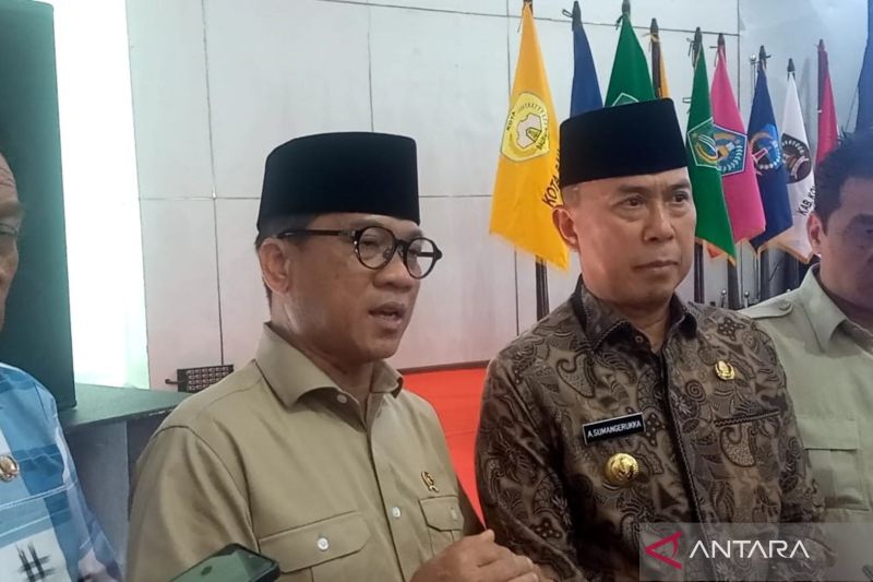 Mendes Sosialisasi Pembentukan Koperasi Merah Putih di Sulawesi Tenggara
