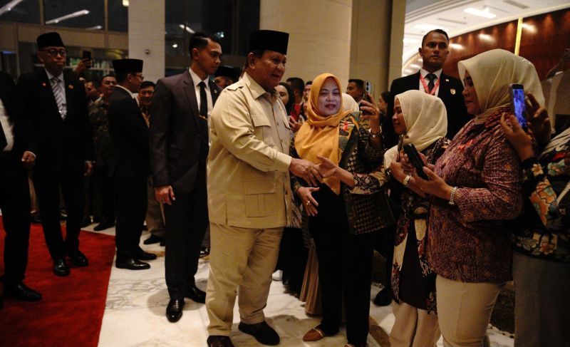 Presiden Prabowo Tiba di Kuala Lumpur, Disambut Diaspora RI