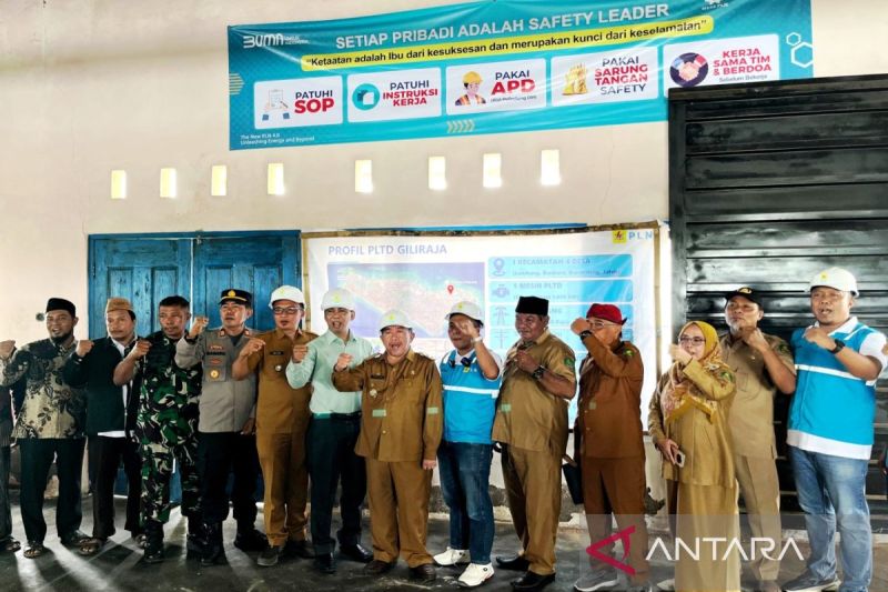 PLN dan Pemkab Sumenep Resmikan Layanan Listrik 12 Jam di Kepulauan