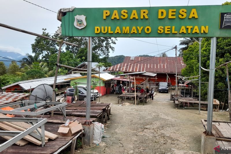 263 Warga di Dulamayo Selatan Mengungsi akibat Tanah Longsor