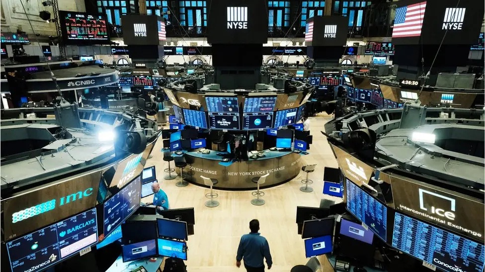 Saham Beragam Karena Ketegangan Perdagangan Baru AS-Tiongkok