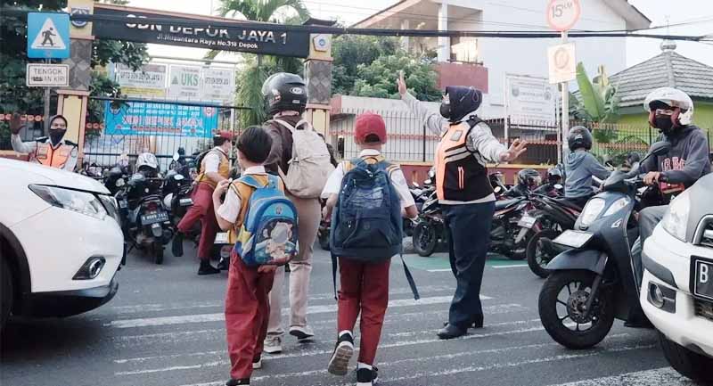 Pemkot Depok Kaji Sekolah Masuk Jam Enam Pagi