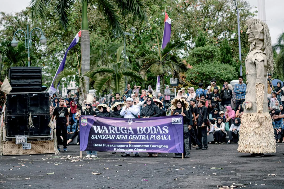 Ciamis Gelar Galuh Ethnic Carnival