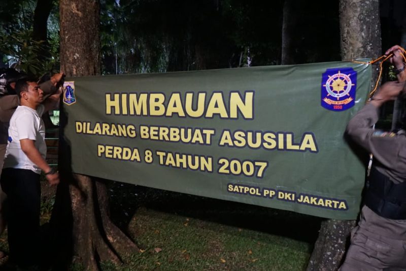 Dilarang Berbuat Asusila di Taman Langsat Jaksel, Siapa yang Nekat Bakal Didenda Rp50 Juta
