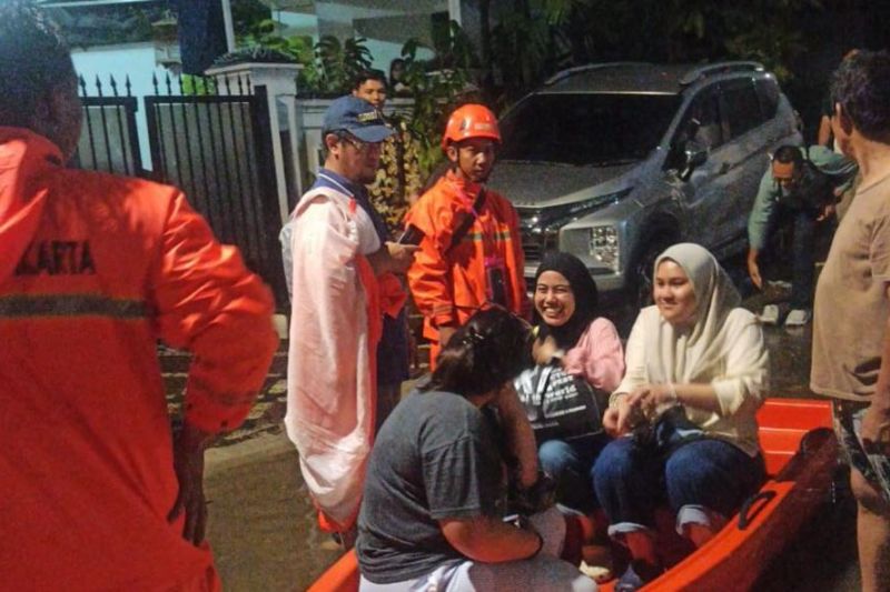 Banjir di Sejumlah Titik Jakarta Selatan Surut pada Rabu Dini Hari