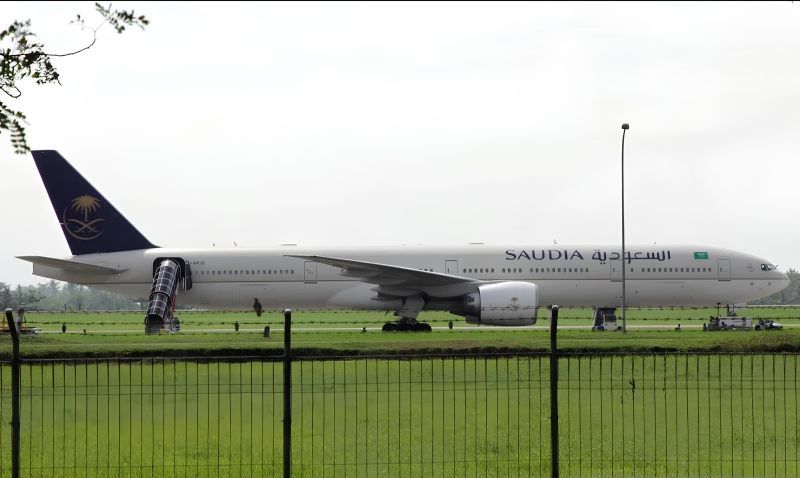 442 Haji Penumpang Saudia Airlines Akhirnya Mendarat di Bandara Soetta