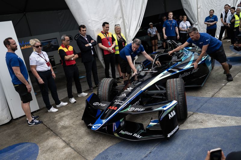 Ribuan Tiket Formula E Dibagikan Gratis oleh Gubernur Pramono Anung. Siapa Mau?