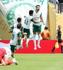 Ferreira Sebut Palmeiras Beruntung Bisa Kalahkan Al-Ahly