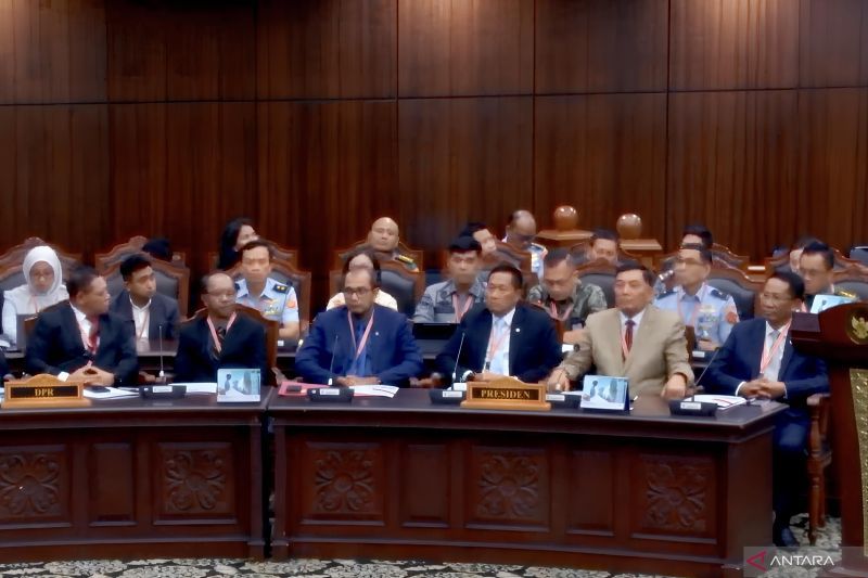 MK Gelar Sidang Lanjutan Uji Materi UU TNI, Hadirkan Menkum dan Menhan