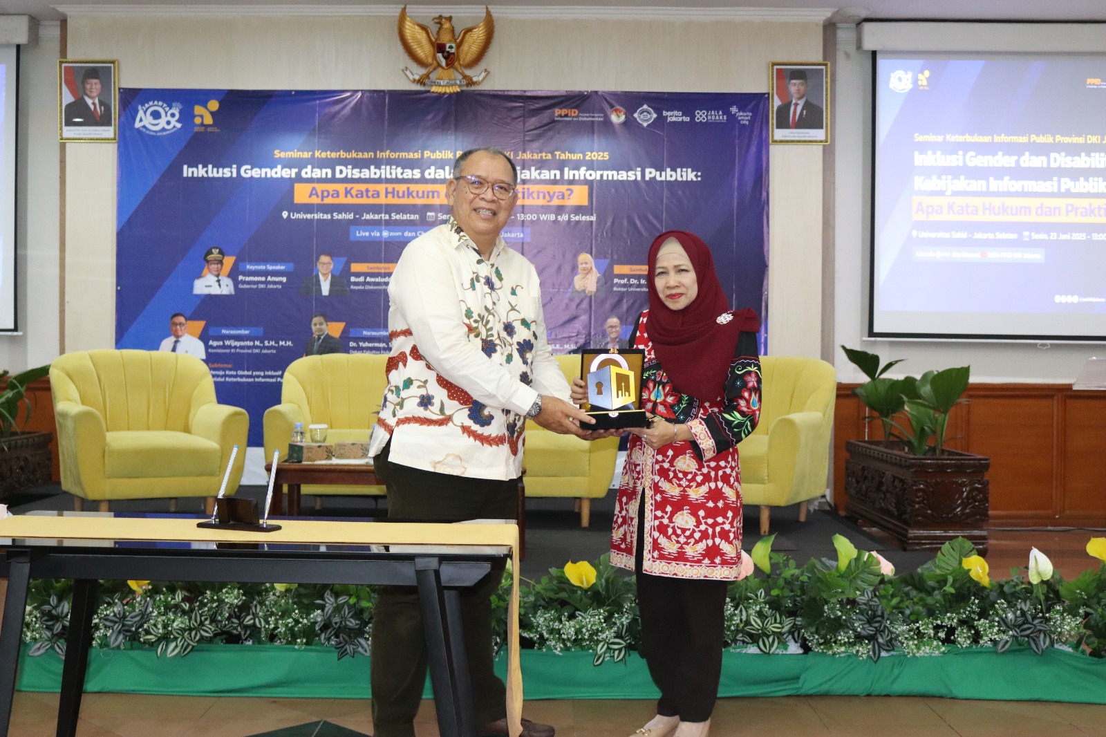Saatnya Kebijakan Publik Lebih Inklusif, Komisi Informasi DKI dan Dinas Kominfotik Gelar Seminar KIP di Universitas Sahid