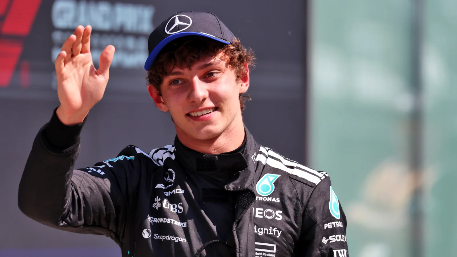 Toto Wolff Pagari Antonelli Saat  Rumor Verstappen ke Mercedes Menguat