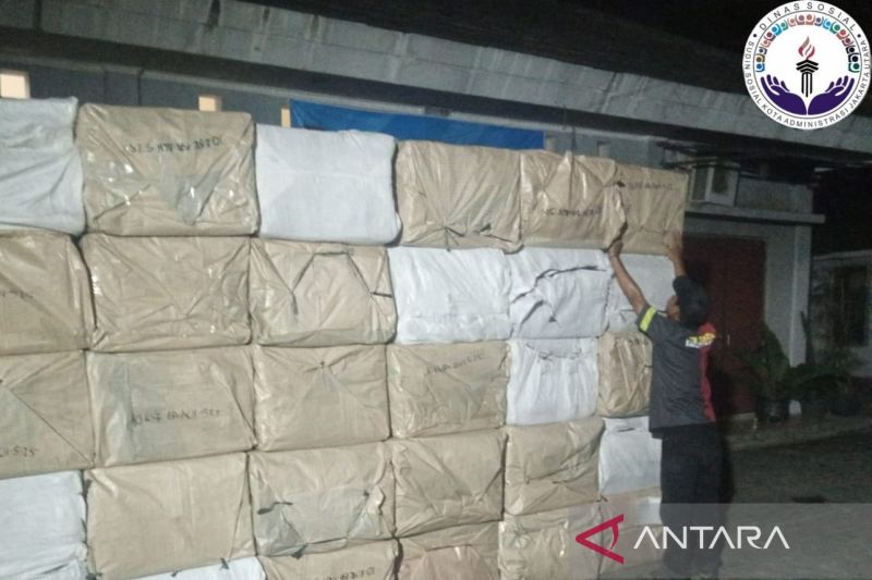 Kemensos Salurkan Bantuan untuk Korban Banjir Rob di Jakarta Utara
