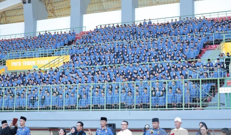 7.969 PPPK Kota Bekasi untuk Formasi Guru, Nakes, dan Teknis Dilantik di Stadion Patriot Candrabhaga