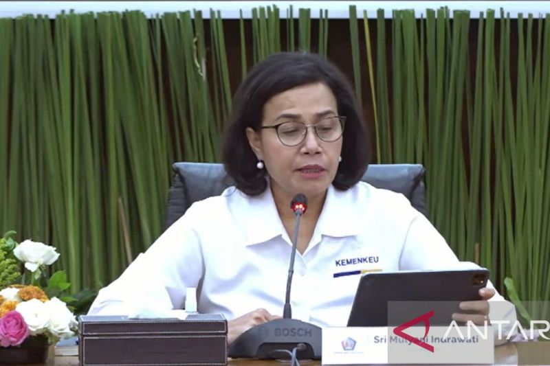 Alarm Fiskal Berbunyi: Penerimaan Pajak Seret Parah!
