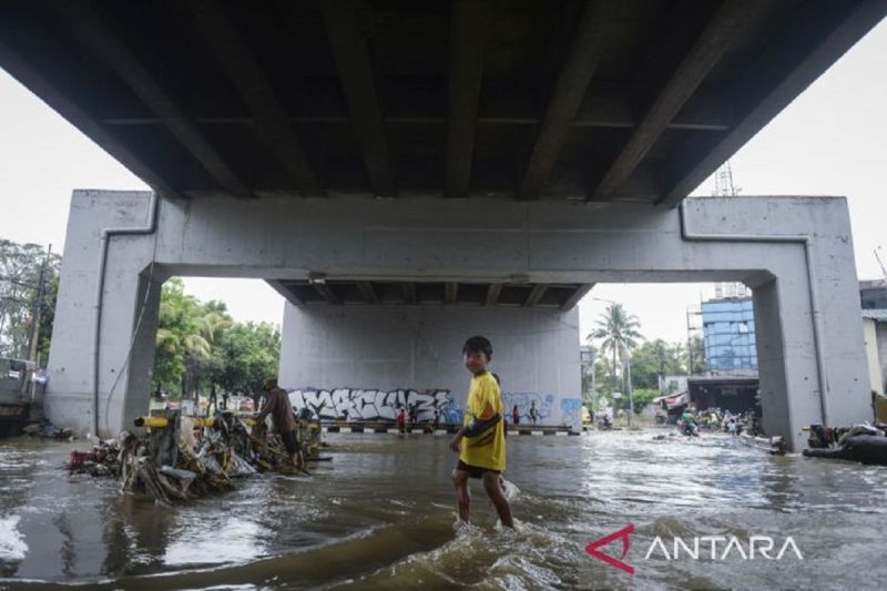 Awal Juli Hujan Lebat, BPBD Tangerang Minta Warga Waspada