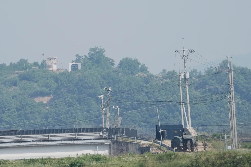 Nekat Melintasi Perbatasan Darat, Warga Korea Utara Ditangkap Militer Seoul