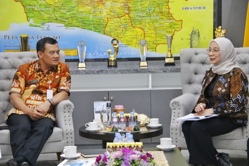 Tahun Ini, PLN Bangun PLTS Terapung di Kedungombo dan Gajahmungkur Jawa Tengah 