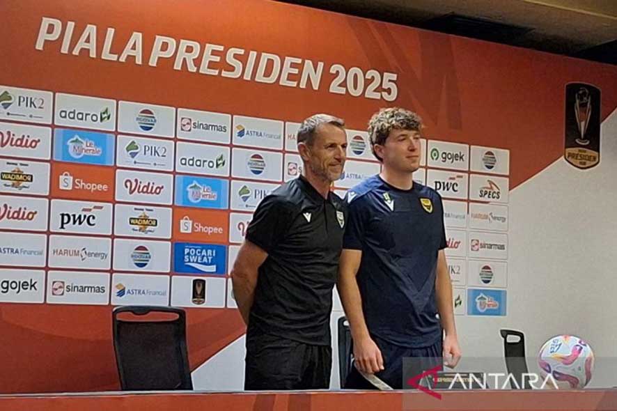 Oxford United Tumbangkan Liga 1 All-Stars dengan Skor 6-3