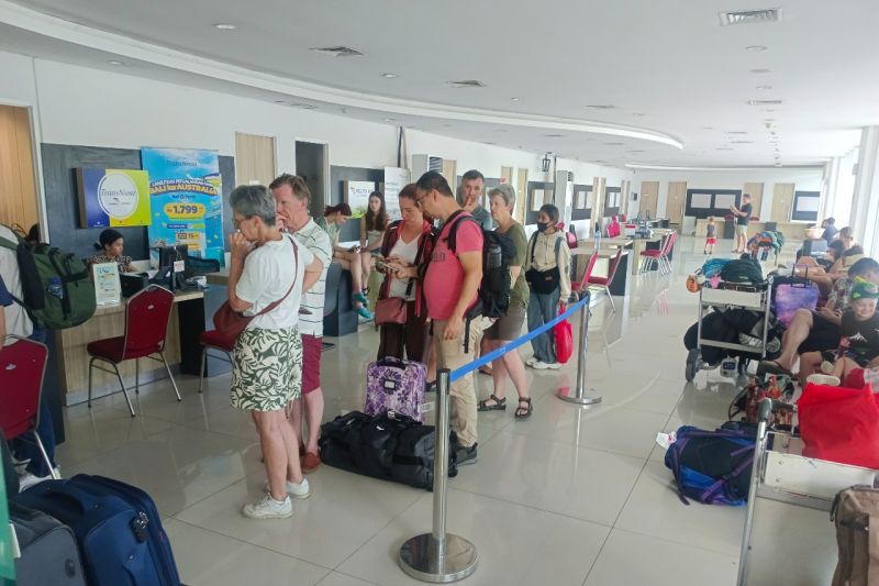 Bandara I Gusti Ngurah Rai Umumkan 24 Penerbangan Batal akibat Erupsi Lewotobi